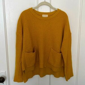 Golden-Yellow Sweater. Front Pockets.